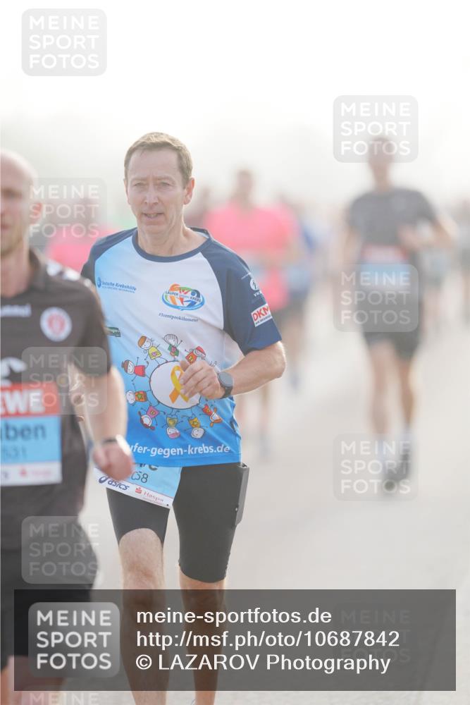 03.10.2026 - Köhlbrandbrückenlauf LAZAROV Photography http://msf.ph/oto/10687842 03.10.2026 09:15:33 Position 3 1, 531, 58 meine-sportfotos.de