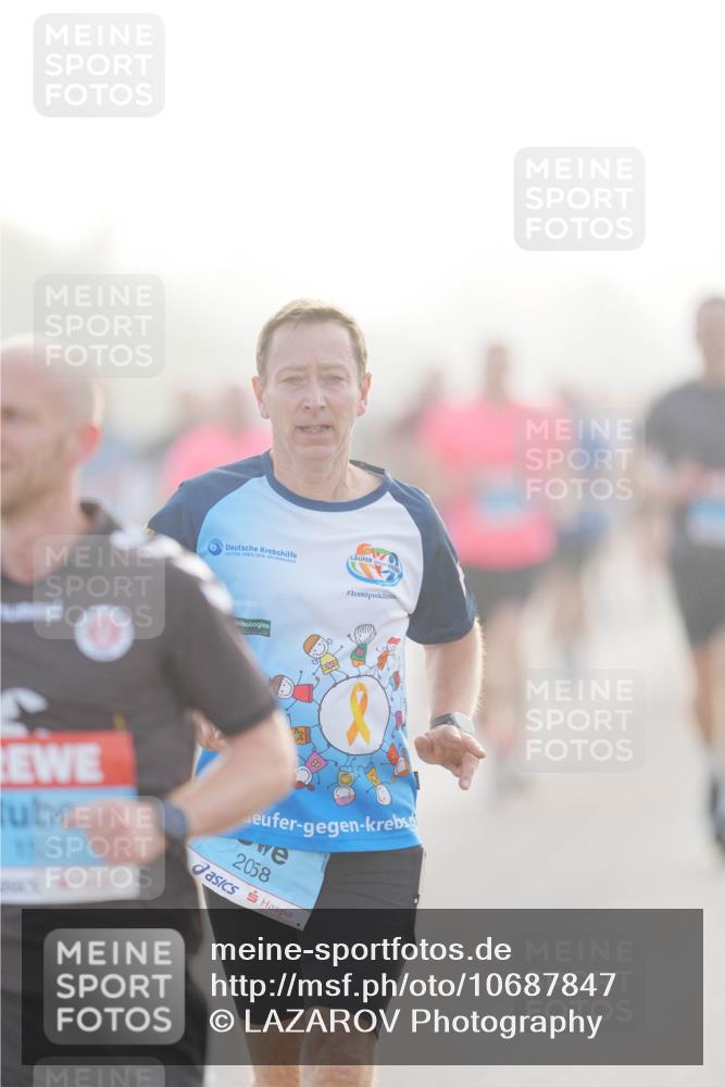 03.10.2026 - Köhlbrandbrückenlauf LAZAROV Photography http://msf.ph/oto/10687847 03.10.2026 09:15:33 Position 3 1, 1531, 2058 meine-sportfotos.de