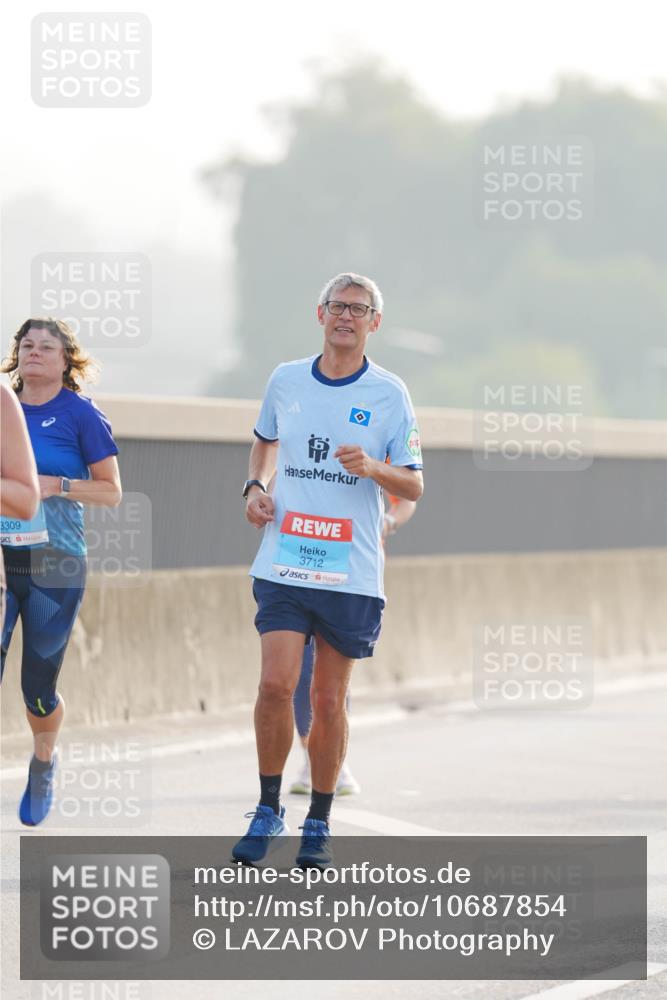 03.10.2026 - Köhlbrandbrückenlauf LAZAROV Photography http://msf.ph/oto/10687854 03.10.2026 09:30:48 Position 3 3309, 3712 meine-sportfotos.de