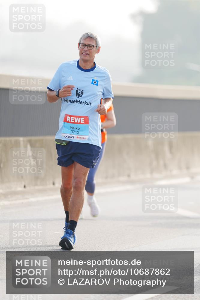 03.10.2026 - Köhlbrandbrückenlauf LAZAROV Photography http://msf.ph/oto/10687862 03.10.2026 09:30:51 Position 3 3712 meine-sportfotos.de