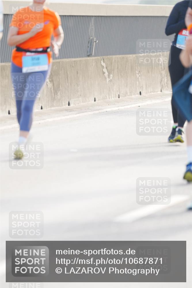 03.10.2026 - Köhlbrandbrückenlauf LAZAROV Photography http://msf.ph/oto/10687871 03.10.2026 09:30:53 Position 3  meine-sportfotos.de