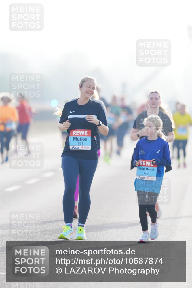 03.10.2026 - Köhlbrandbrückenlauf LAZAROV Photography http://msf.ph/oto/10687874 03.10.2026 09:31:24 Position 3 1892, 1893 meine-sportfotos.de