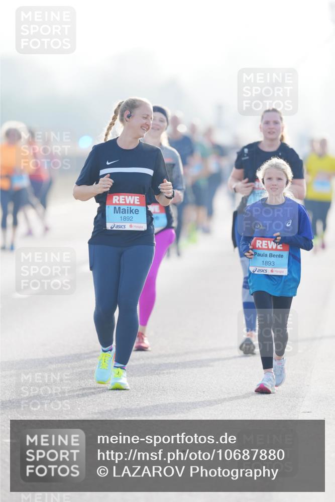 03.10.2026 - Köhlbrandbrückenlauf LAZAROV Photography http://msf.ph/oto/10687880 03.10.2026 09:31:24 Position 3 1892, 1893 meine-sportfotos.de
