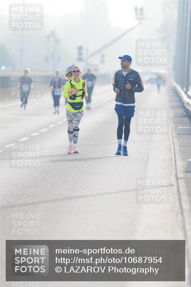 03.10.2026 - Köhlbrandbrückenlauf LAZAROV Photography http://msf.ph/oto/10687954 03.10.2026 09:32:26 Position 3  meine-sportfotos.de