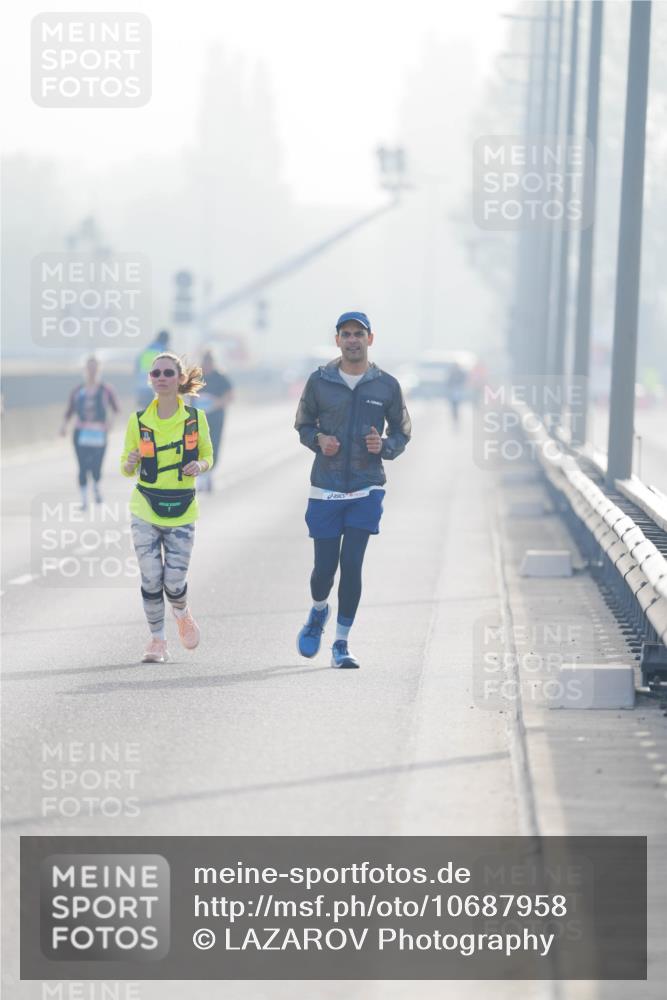 03.10.2026 - Köhlbrandbrückenlauf LAZAROV Photography http://msf.ph/oto/10687958 03.10.2026 09:32:28 Position 3  meine-sportfotos.de