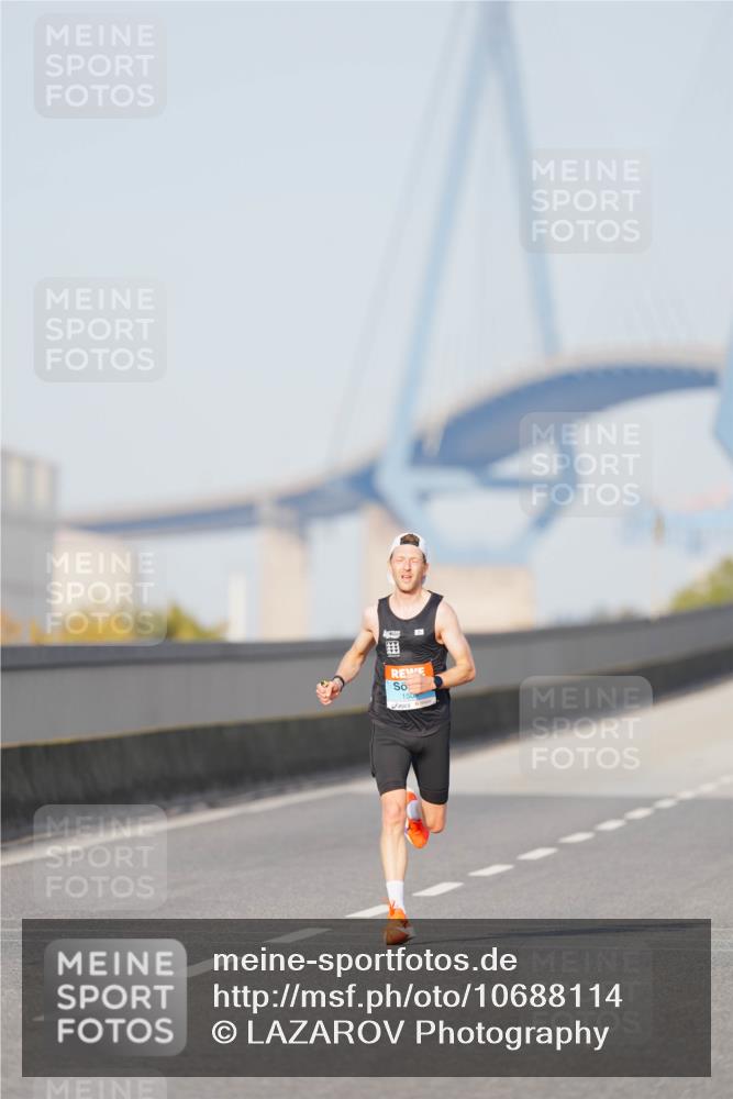 03.10.2026 - Köhlbrandbrückenlauf LAZAROV Photography http://msf.ph/oto/10688114 03.10.2026 09:33:26 Position 3 1505 meine-sportfotos.de