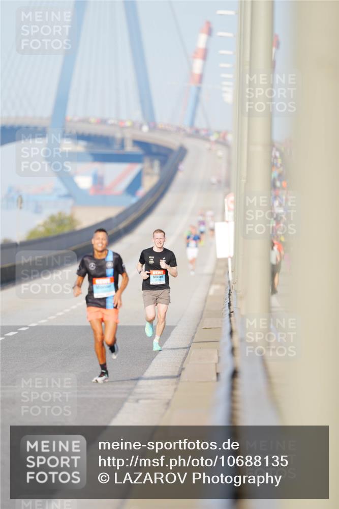 03.10.2026 - Köhlbrandbrückenlauf LAZAROV Photography http://msf.ph/oto/10688135 03.10.2026 09:33:30 Position 3 2006 meine-sportfotos.de