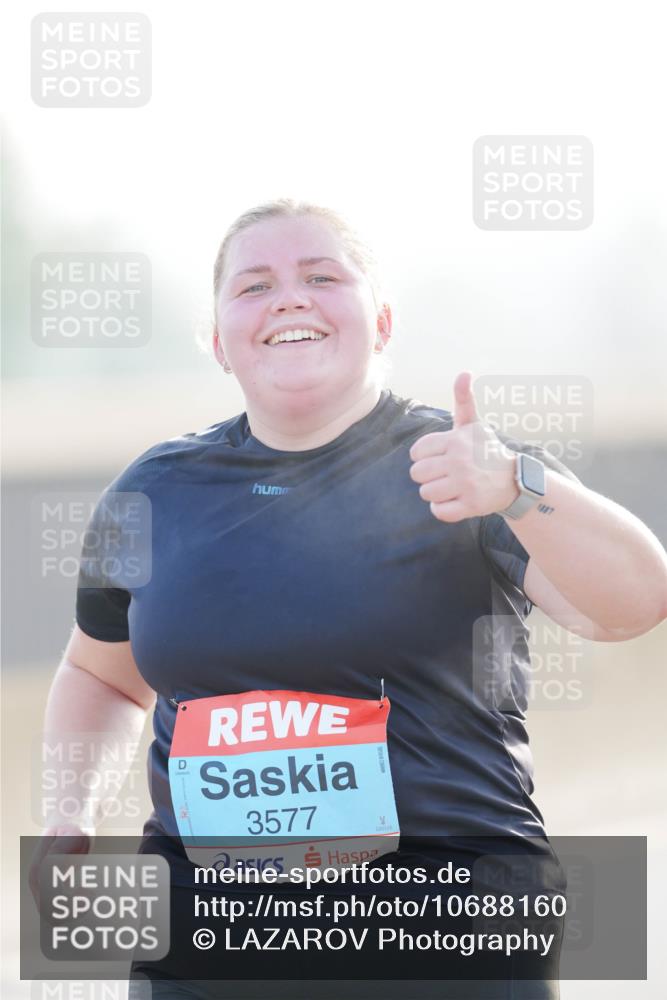 03.10.2026 - Köhlbrandbrückenlauf LAZAROV Photography http://msf.ph/oto/10688160 03.10.2026 09:33:35 Position 3 3577, 1887 meine-sportfotos.de