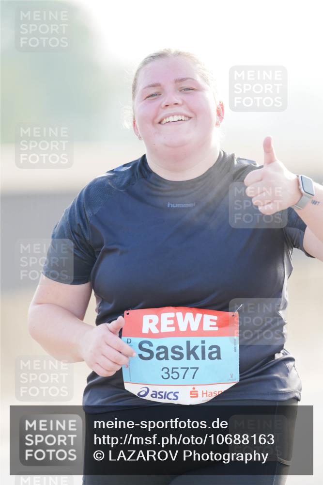 03.10.2026 - Köhlbrandbrückenlauf LAZAROV Photography http://msf.ph/oto/10688163 03.10.2026 09:33:36 Position 3 3577, 1887 meine-sportfotos.de