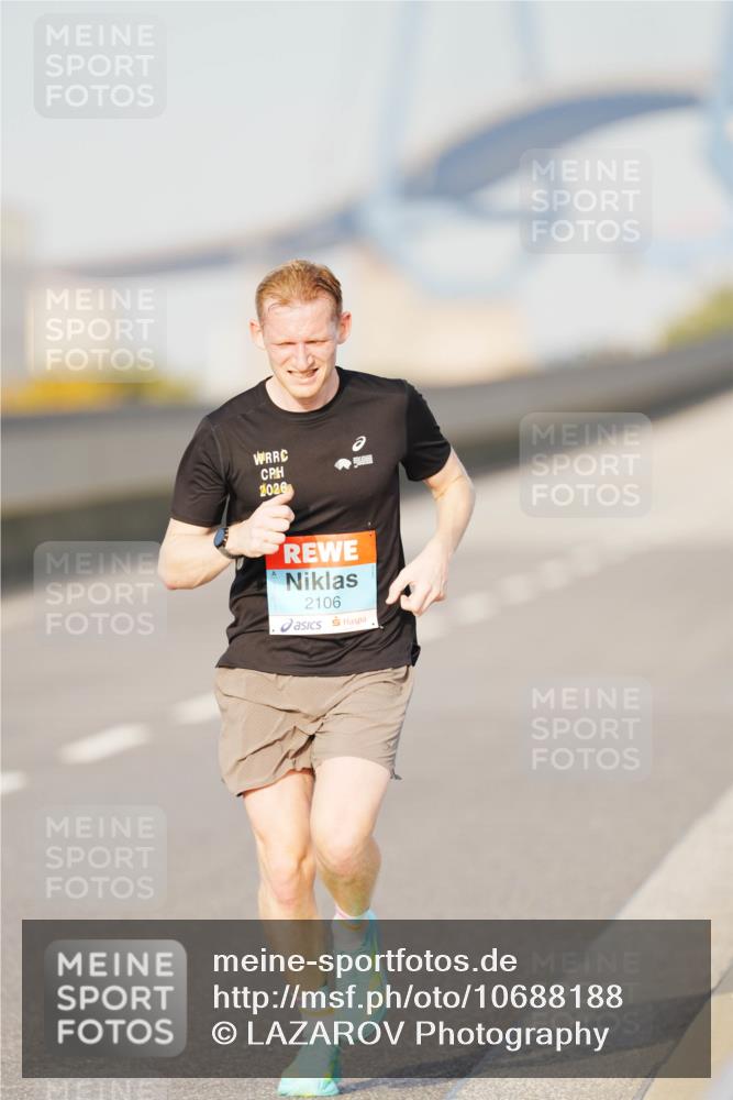 03.10.2026 - Köhlbrandbrückenlauf LAZAROV Photography http://msf.ph/oto/10688188 03.10.2026 09:33:42 Position 3 2026, 2106 meine-sportfotos.de
