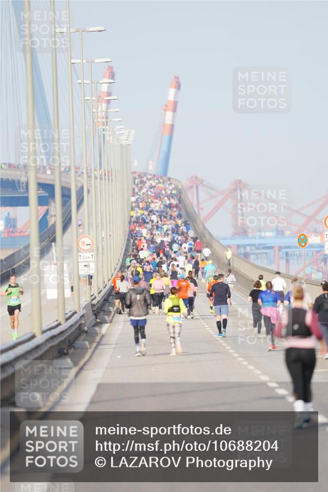 03.10.2026 - Köhlbrandbrückenlauf LAZAROV Photography http://msf.ph/oto/10688204 03.10.2026 09:33:53 Position 3 12, 1 meine-sportfotos.de