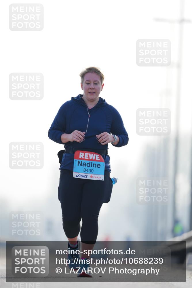 03.10.2026 - Köhlbrandbrückenlauf LAZAROV Photography http://msf.ph/oto/10688239 03.10.2026 09:34:18 Position 3 3430 meine-sportfotos.de