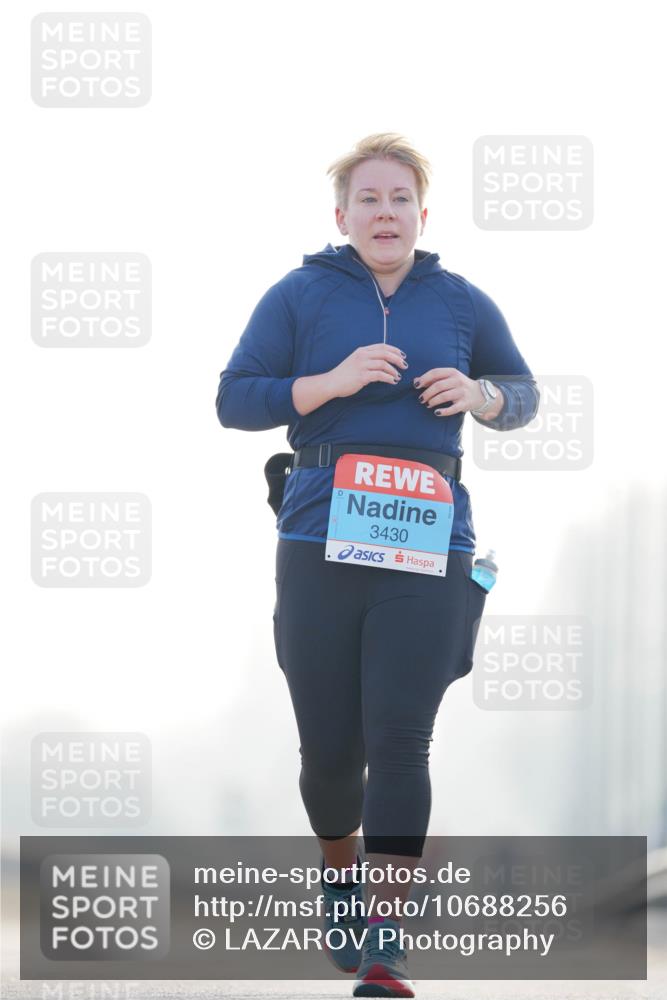 03.10.2026 - Köhlbrandbrückenlauf LAZAROV Photography http://msf.ph/oto/10688256 03.10.2026 09:34:19 Position 3 3430 meine-sportfotos.de