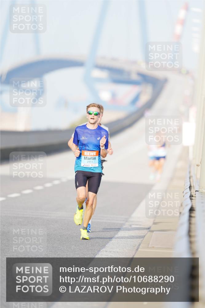 03.10.2026 - Köhlbrandbrückenlauf LAZAROV Photography http://msf.ph/oto/10688290 03.10.2026 09:34:37 Position 3 2111 meine-sportfotos.de