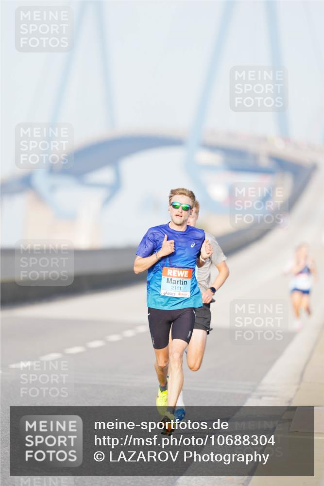 03.10.2026 - Köhlbrandbrückenlauf LAZAROV Photography http://msf.ph/oto/10688304 03.10.2026 09:34:39 Position 3 2111 meine-sportfotos.de