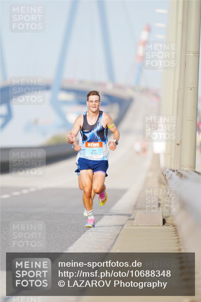 03.10.2026 - Köhlbrandbrückenlauf LAZAROV Photography http://msf.ph/oto/10688348 03.10.2026 09:34:54 Position 3 3735 meine-sportfotos.de
