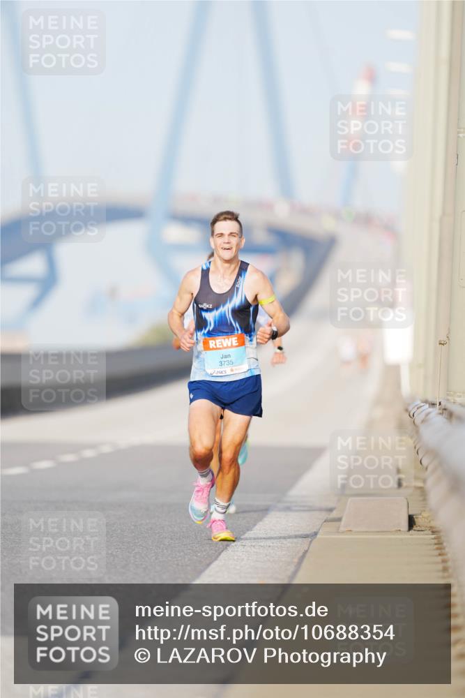 03.10.2026 - Köhlbrandbrückenlauf LAZAROV Photography http://msf.ph/oto/10688354 03.10.2026 09:34:54 Position 3 3735 meine-sportfotos.de