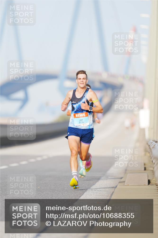 03.10.2026 - Köhlbrandbrückenlauf LAZAROV Photography http://msf.ph/oto/10688355 03.10.2026 09:34:55 Position 3 3735 meine-sportfotos.de