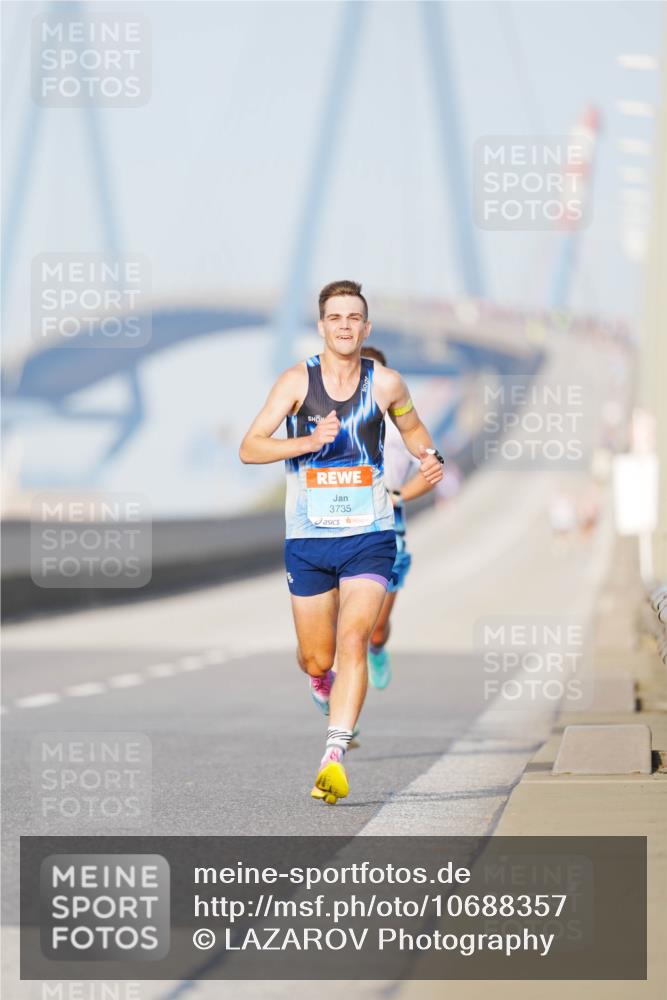 03.10.2026 - Köhlbrandbrückenlauf LAZAROV Photography http://msf.ph/oto/10688357 03.10.2026 09:34:55 Position 3 3735 meine-sportfotos.de