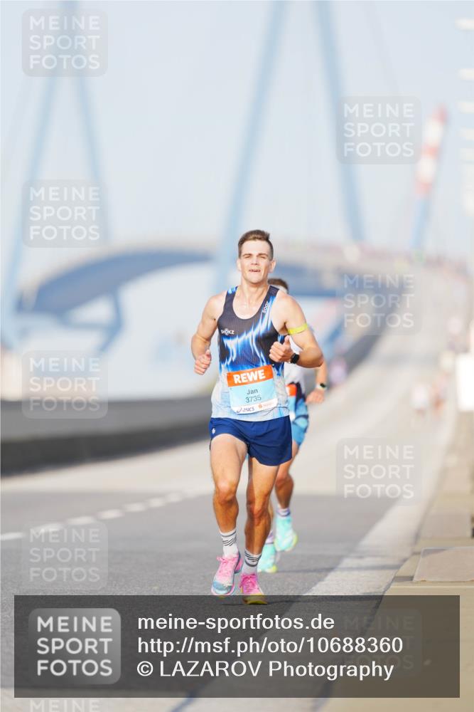 03.10.2026 - Köhlbrandbrückenlauf LAZAROV Photography http://msf.ph/oto/10688360 03.10.2026 09:34:55 Position 3 3735 meine-sportfotos.de