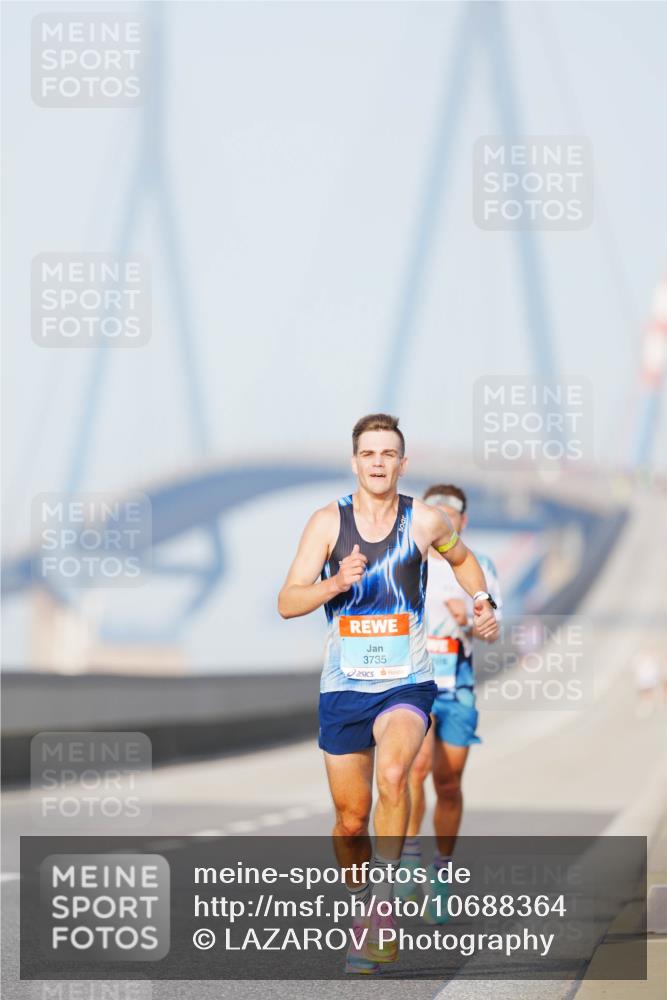 03.10.2026 - Köhlbrandbrückenlauf LAZAROV Photography http://msf.ph/oto/10688364 03.10.2026 09:34:56 Position 3 3735 meine-sportfotos.de