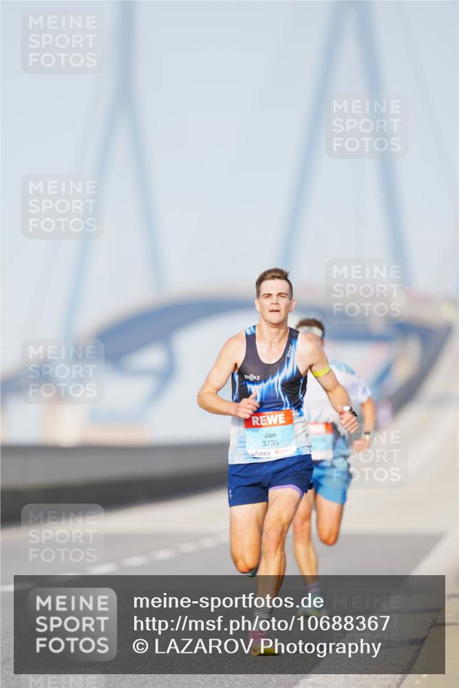 03.10.2026 - Köhlbrandbrückenlauf LAZAROV Photography http://msf.ph/oto/10688367 03.10.2026 09:34:56 Position 3 3735 meine-sportfotos.de