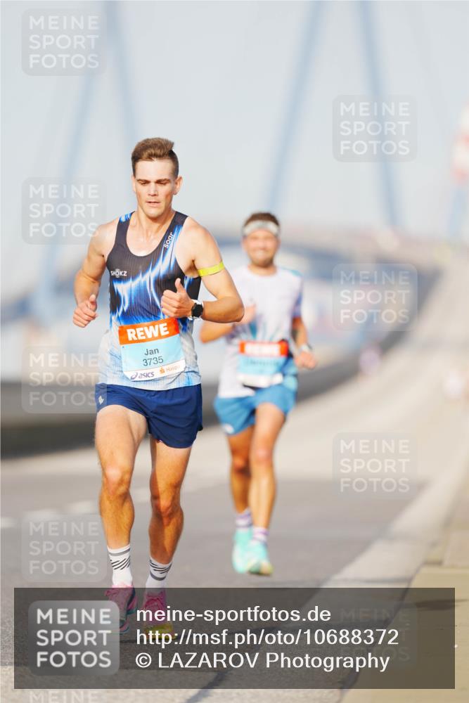 03.10.2026 - Köhlbrandbrückenlauf LAZAROV Photography http://msf.ph/oto/10688372 03.10.2026 09:34:57 Position 3 3735 meine-sportfotos.de