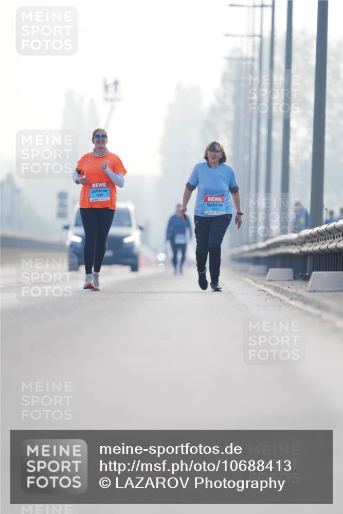 03.10.2026 - Köhlbrandbrückenlauf LAZAROV Photography http://msf.ph/oto/10688413 03.10.2026 09:35:23 Position 3 3628, 3627 meine-sportfotos.de