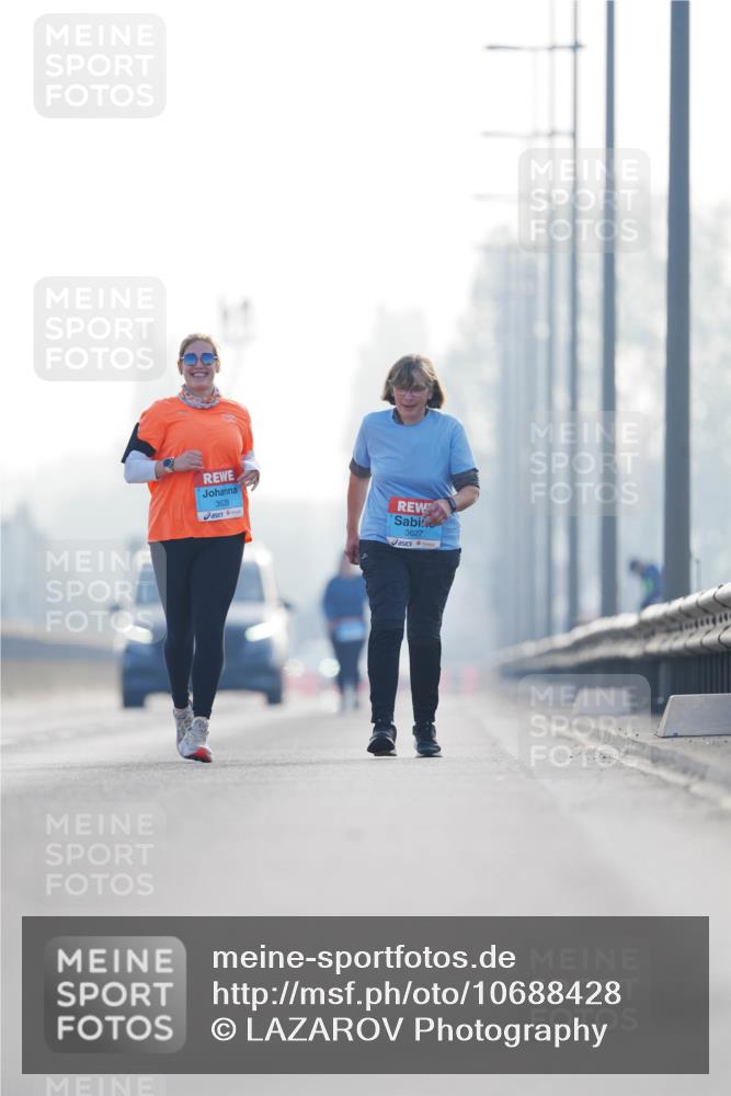 03.10.2026 - Köhlbrandbrückenlauf LAZAROV Photography http://msf.ph/oto/10688428 03.10.2026 09:35:30 Position 3 3628, 3627 meine-sportfotos.de