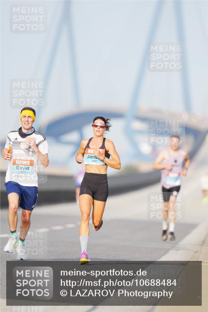 03.10.2026 - Köhlbrandbrückenlauf LAZAROV Photography http://msf.ph/oto/10688484 03.10.2026 09:35:52 Position 3 1324, 1467 meine-sportfotos.de