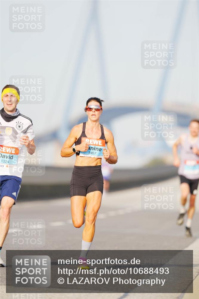 03.10.2026 - Köhlbrandbrückenlauf LAZAROV Photography http://msf.ph/oto/10688493 03.10.2026 09:35:54 Position 3 1324, 1467 meine-sportfotos.de