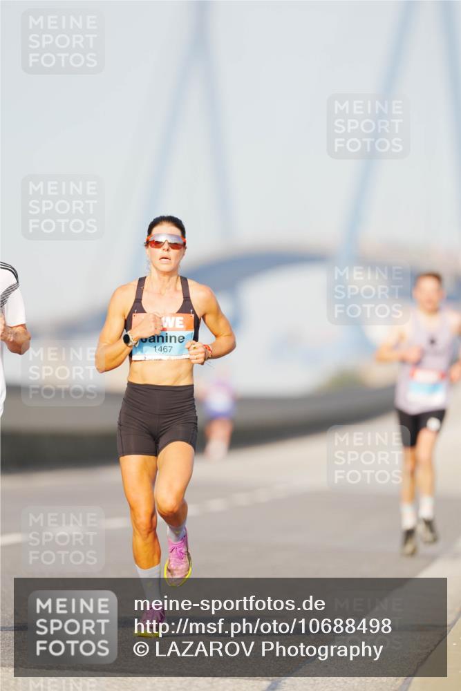 03.10.2026 - Köhlbrandbrückenlauf LAZAROV Photography http://msf.ph/oto/10688498 03.10.2026 09:35:54 Position 3 1467 meine-sportfotos.de
