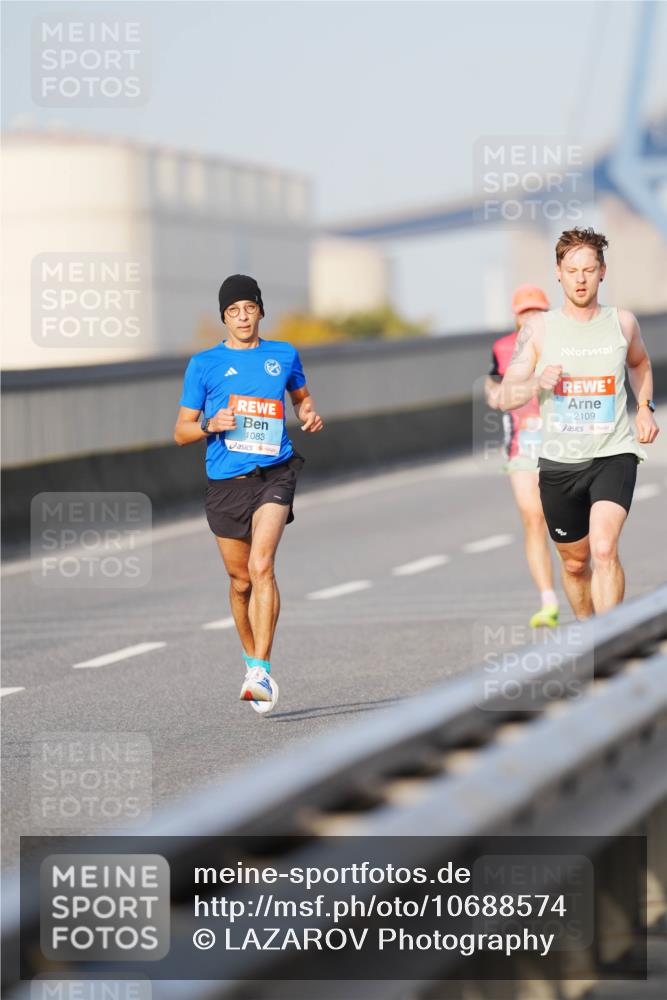 03.10.2026 - Köhlbrandbrückenlauf LAZAROV Photography http://msf.ph/oto/10688574 03.10.2026 09:36:56 Position 3 1083, 2109 meine-sportfotos.de