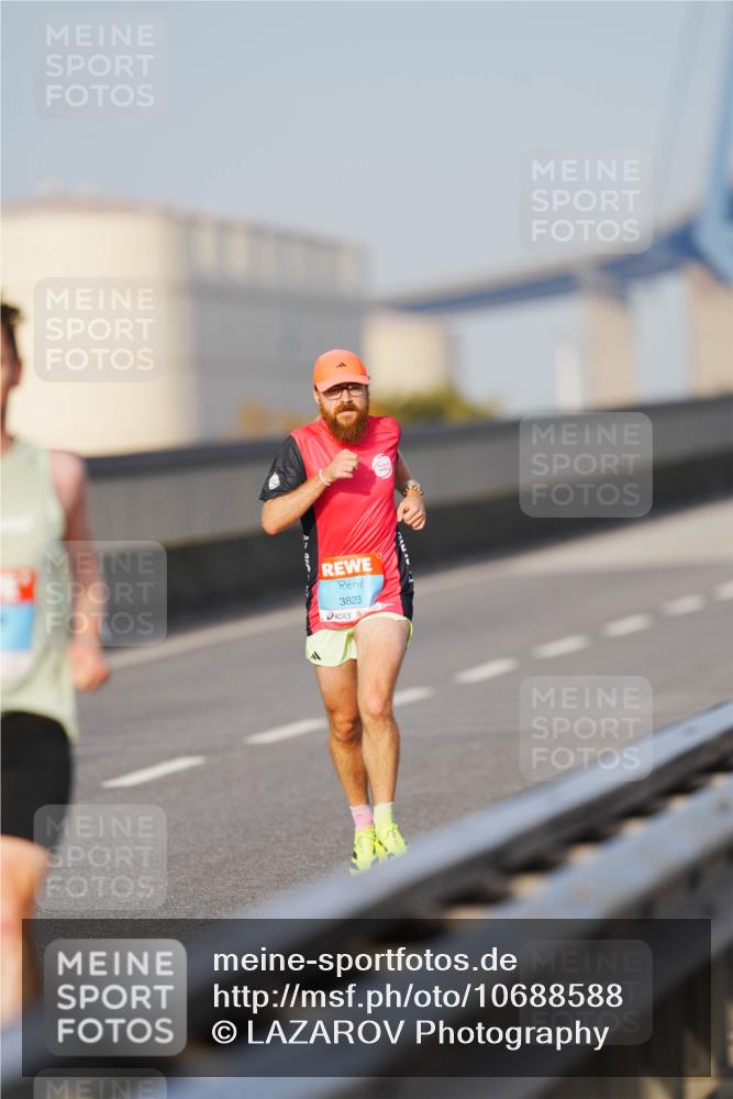 03.10.2026 - Köhlbrandbrückenlauf LAZAROV Photography http://msf.ph/oto/10688588 03.10.2026 09:36:59 Position 3 3823 meine-sportfotos.de