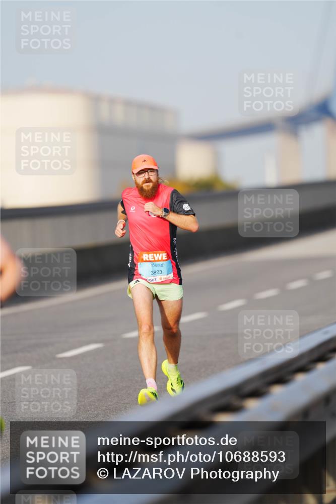 03.10.2026 - Köhlbrandbrückenlauf LAZAROV Photography http://msf.ph/oto/10688593 03.10.2026 09:37:00 Position 3 3823 meine-sportfotos.de