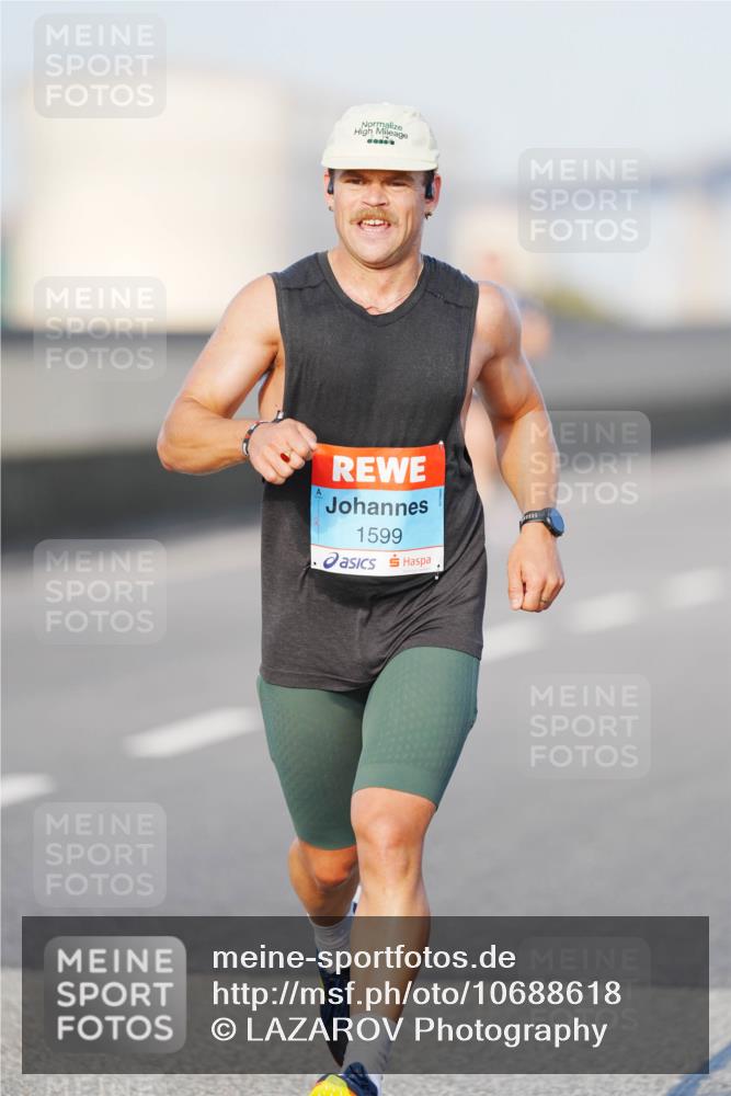 03.10.2026 - Köhlbrandbrückenlauf LAZAROV Photography http://msf.ph/oto/10688618 03.10.2026 09:37:28 Position 3 1599 meine-sportfotos.de
