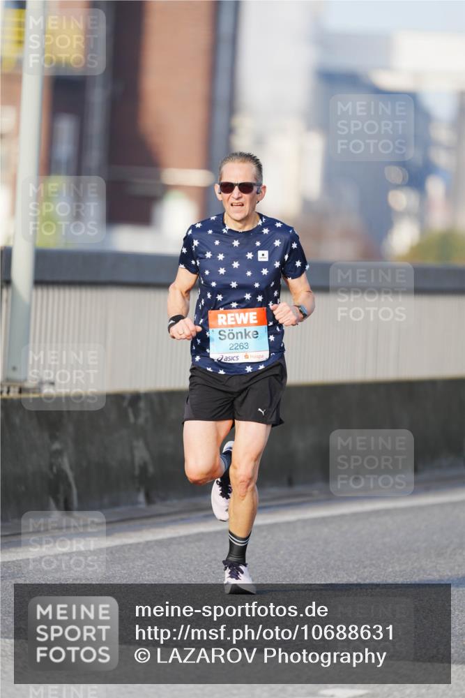 03.10.2026 - Köhlbrandbrückenlauf LAZAROV Photography http://msf.ph/oto/10688631 03.10.2026 09:37:37 Position 3 2263 meine-sportfotos.de