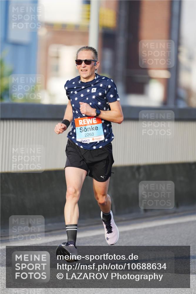 03.10.2026 - Köhlbrandbrückenlauf LAZAROV Photography http://msf.ph/oto/10688634 03.10.2026 09:37:38 Position 3 2263 meine-sportfotos.de