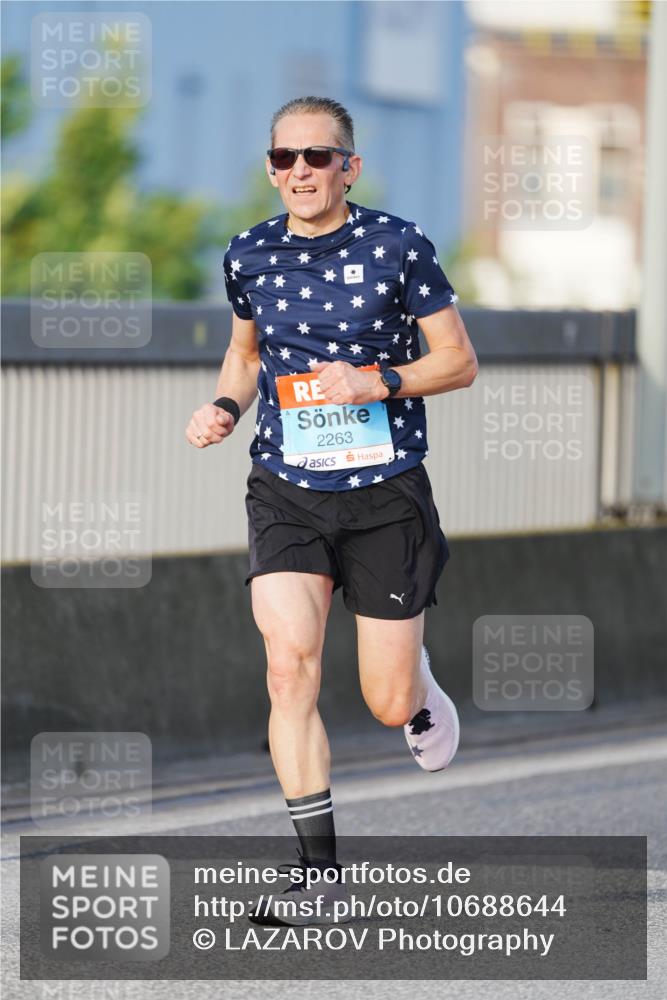 03.10.2026 - Köhlbrandbrückenlauf LAZAROV Photography http://msf.ph/oto/10688644 03.10.2026 09:37:39 Position 3 2263 meine-sportfotos.de
