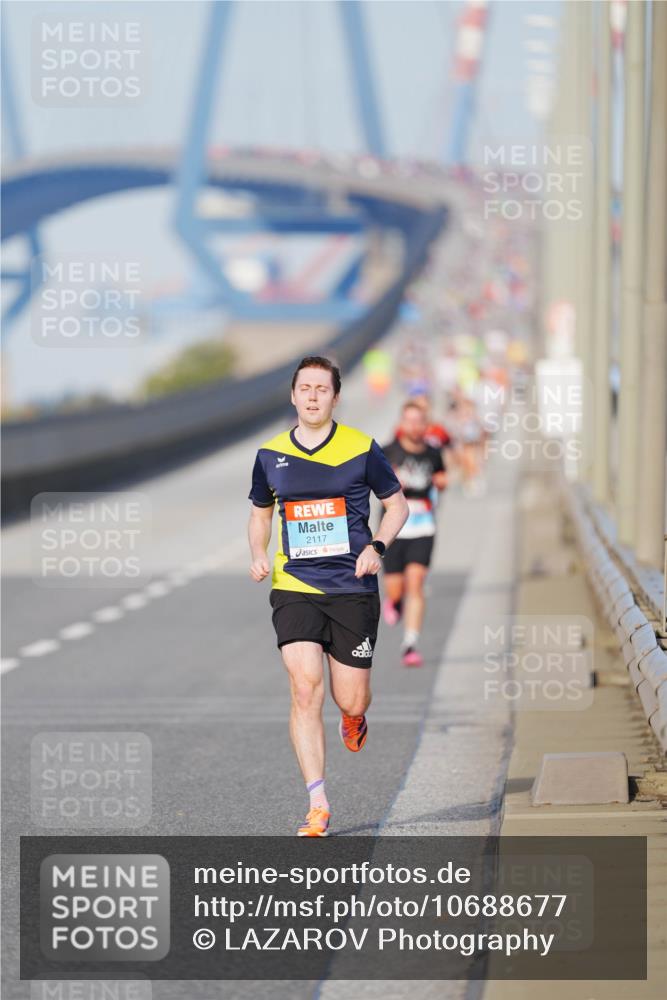 03.10.2026 - Köhlbrandbrückenlauf LAZAROV Photography http://msf.ph/oto/10688677 03.10.2026 09:39:09 Position 3 2117 meine-sportfotos.de