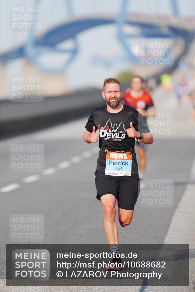 03.10.2026 - Köhlbrandbrückenlauf LAZAROV Photography http://msf.ph/oto/10688682 03.10.2026 09:39:20 Position 3 6, 66, 1091 meine-sportfotos.de