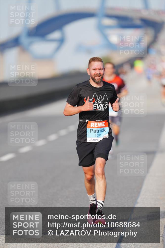 03.10.2026 - Köhlbrandbrückenlauf LAZAROV Photography http://msf.ph/oto/10688684 03.10.2026 09:39:20 Position 3 6, 66, 1091 meine-sportfotos.de