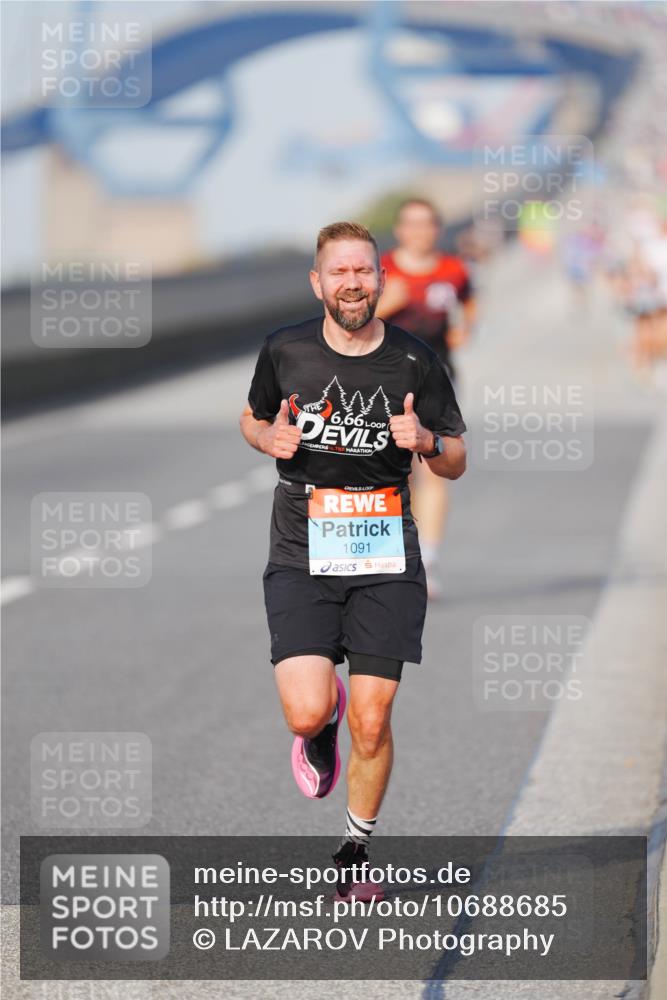 03.10.2026 - Köhlbrandbrückenlauf LAZAROV Photography http://msf.ph/oto/10688685 03.10.2026 09:39:20 Position 3 6, 66, 1091 meine-sportfotos.de