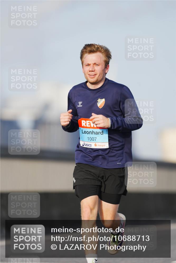 03.10.2026 - Köhlbrandbrückenlauf LAZAROV Photography http://msf.ph/oto/10688713 03.10.2026 09:39:42 Position 3 1007 meine-sportfotos.de