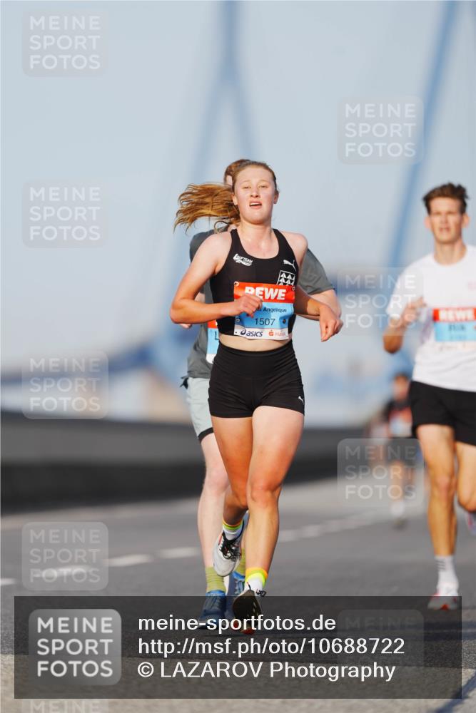 03.10.2026 - Köhlbrandbrückenlauf LAZAROV Photography http://msf.ph/oto/10688722 03.10.2026 09:39:45 Position 3 0, 1507 meine-sportfotos.de