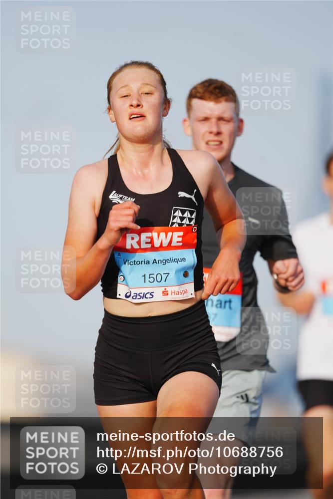 03.10.2026 - Köhlbrandbrückenlauf LAZAROV Photography http://msf.ph/oto/10688756 03.10.2026 09:39:48 Position 3 1507, 7 meine-sportfotos.de