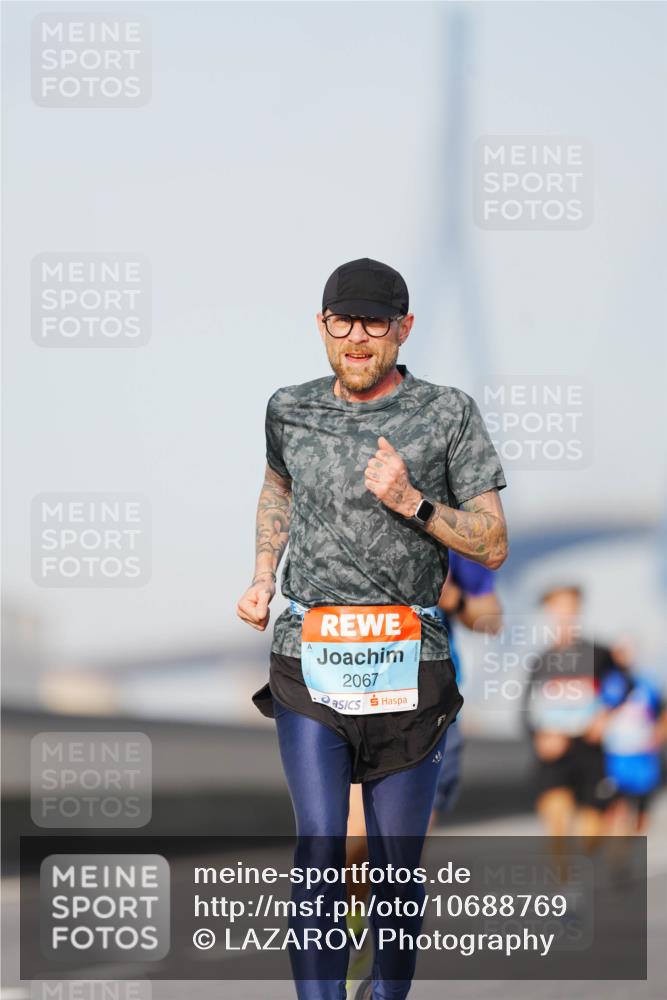 03.10.2026 - Köhlbrandbrückenlauf LAZAROV Photography http://msf.ph/oto/10688769 03.10.2026 09:39:54 Position 3 2067 meine-sportfotos.de