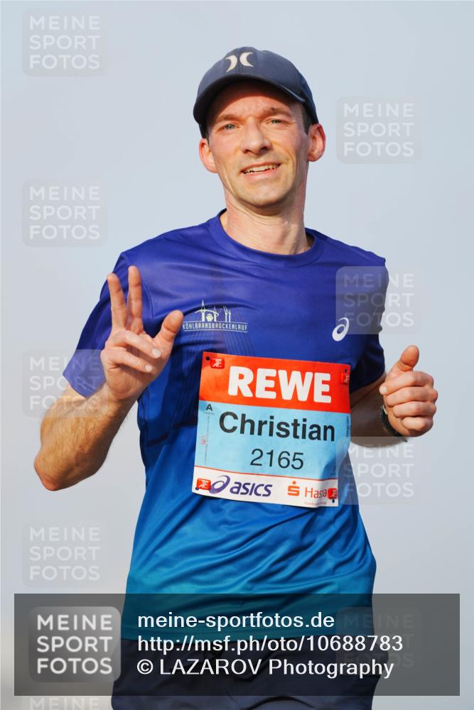 03.10.2026 - Köhlbrandbrückenlauf LAZAROV Photography http://msf.ph/oto/10688783 03.10.2026 09:39:58 Position 3 2165 meine-sportfotos.de