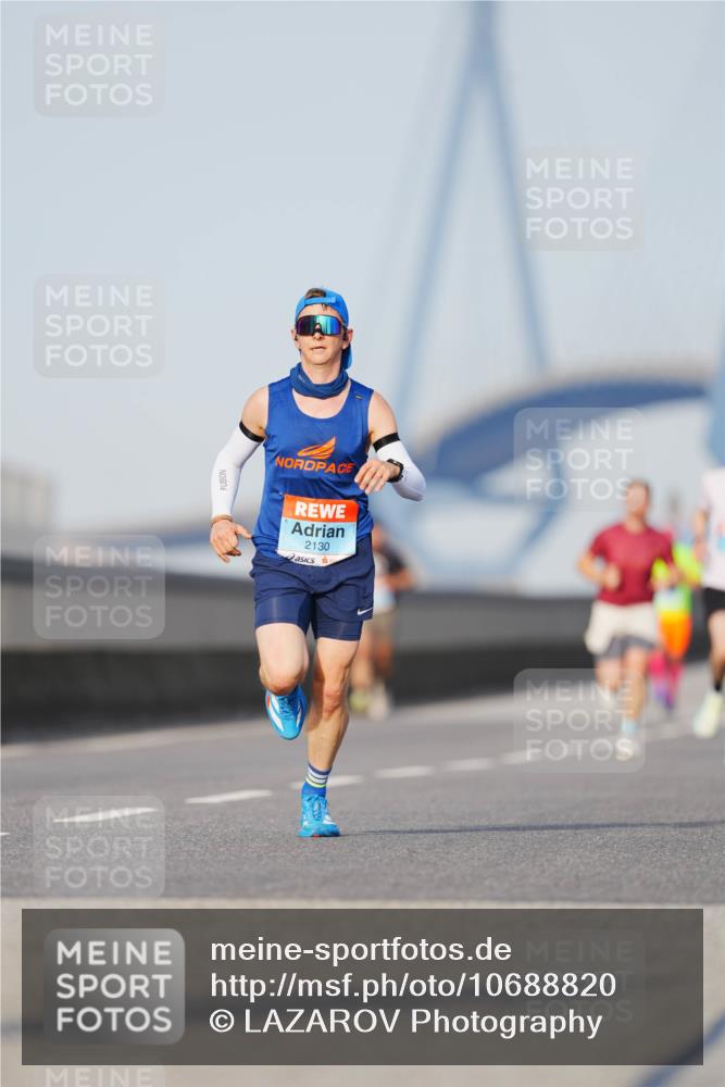 03.10.2026 - Köhlbrandbrückenlauf LAZAROV Photography http://msf.ph/oto/10688820 03.10.2026 09:40:09 Position 3 2130 meine-sportfotos.de