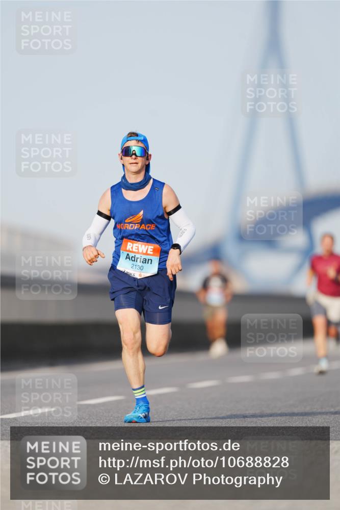 03.10.2026 - Köhlbrandbrückenlauf LAZAROV Photography http://msf.ph/oto/10688828 03.10.2026 09:40:10 Position 3 2130 meine-sportfotos.de
